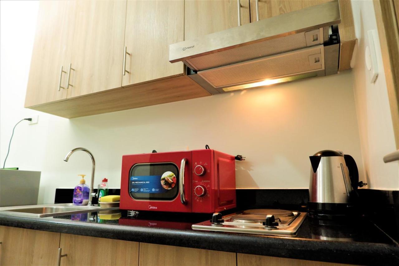 Shore Residences Moa Dynastel Staycation 파사이 외부 사진