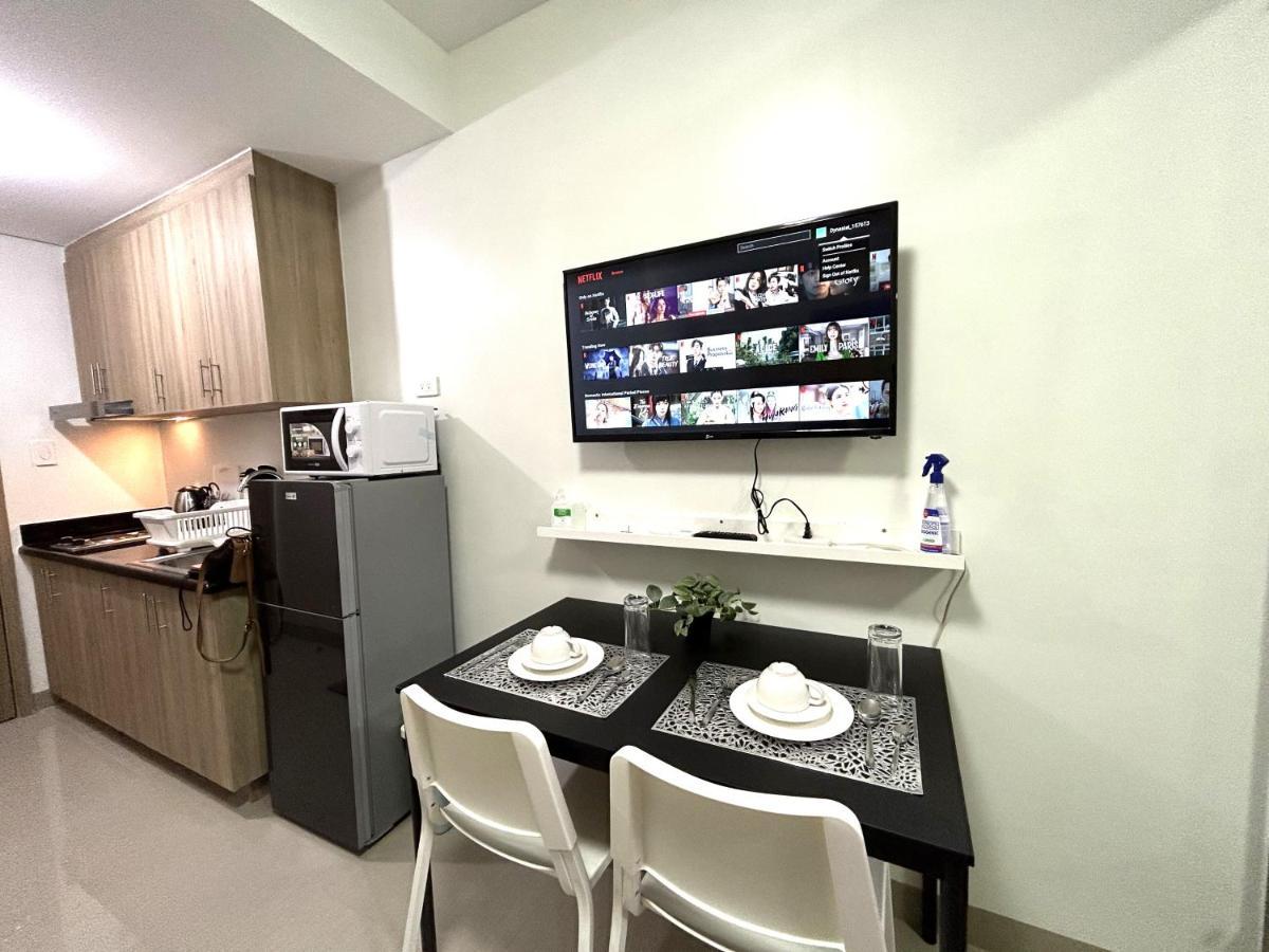 Shore Residences Moa Dynastel Staycation 파사이 외부 사진