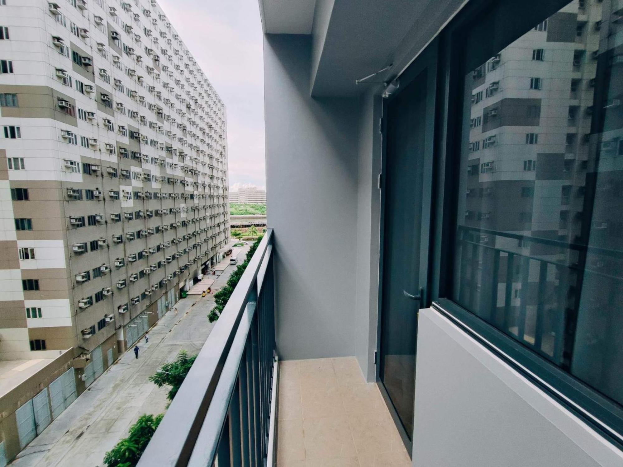 Shore Residences Moa Dynastel Staycation 파사이 외부 사진